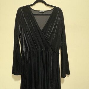 Express- Elegant Black Velvet Dress